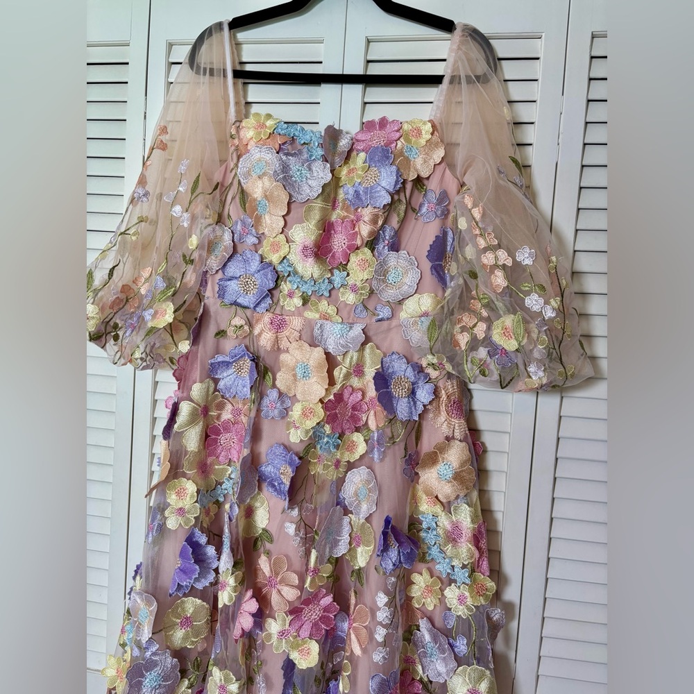 AW Bridal Catharine Floral Embroidered 3D Dress 8 & 6 & 22 - Picture 5 of 11